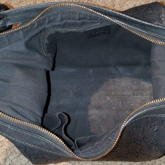 Gucci signature black authentic bag - Picture 6 of 8